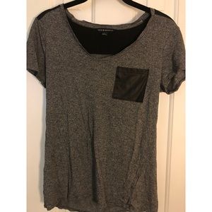 Rock&Republic V-Neck Tee